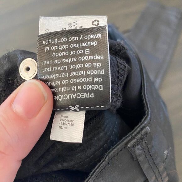 Universal Thread Women's Skinny Jeans High Rise Dark Wash Grey Size 25R - Picture 7 of 9